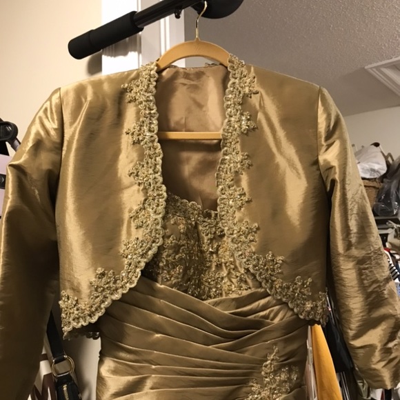 Evening gown - Picture 2 of 4